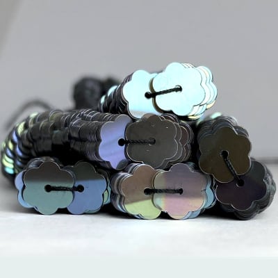 Lentejuela Jazmin 8mm transparente Gris oscuro1