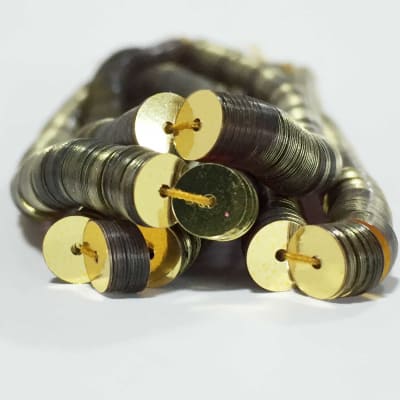Lentejuela 4mm Oro claro 24 metálico2