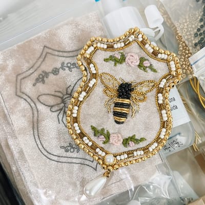 Kit Insignia abejita + clase online