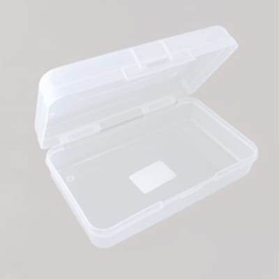 Caja de plástico para hilos