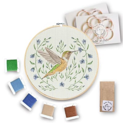 Mini Kit para bordar Colibrí Rufo1