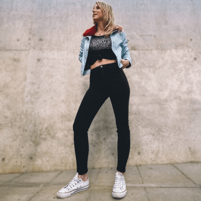 Pitillo negro Modelo Simone