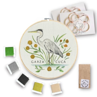 Mini Kit para bordar Garza Cuca