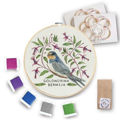 Mini Kit para bordar Golondrina Bermeja