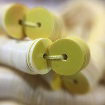 Lentejuela 6mm Amarillo Nacarado1