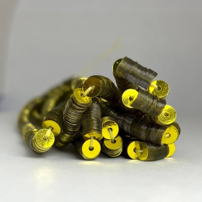 Lentejuela 4mm Amarillo metálico2