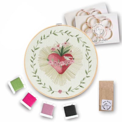 Mini Kit para bordar Sagrado Corazón de María1