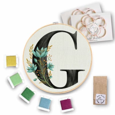 Mini Kit para bordar letra G