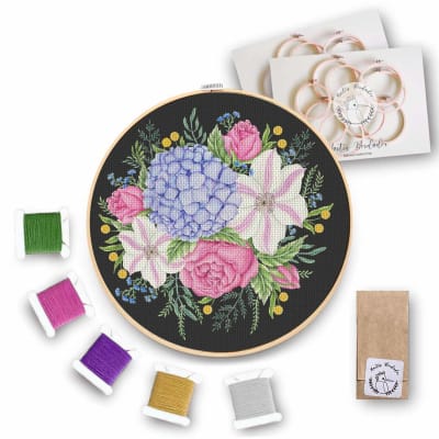 Mini kit ramo flor fondo negro