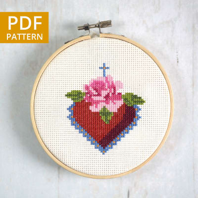 Patrón  Punto Cruz Corazón Flor (digital)