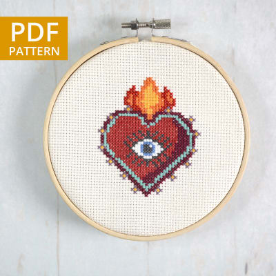 Patrón Punto Cruz Corazón Ojo (digital)