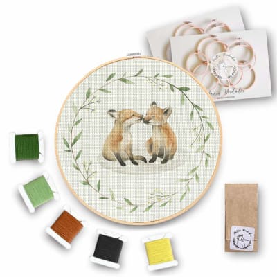 Mini kit para bordar Zorritos patagónicos1