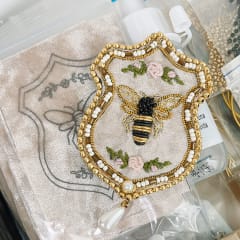 Kit Insignia abejita + clase online