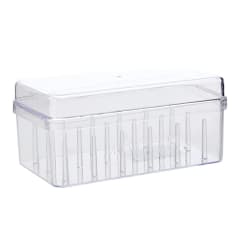 Caja plástica para 18 carretes Gütermann