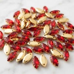 Cristal Ojo Gato Rojo  5x10mm