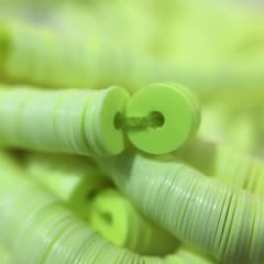 Lentejuela 4mm amarillo fluor nacarado