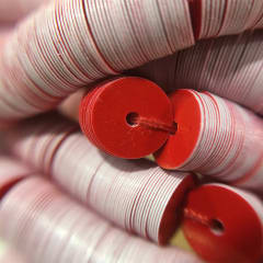 Lentejuela 4mm rojo fuerte nacarado