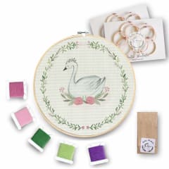 Mini Kit para bordar Cisne