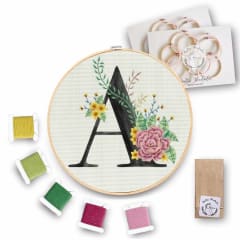 Mini Kit para Bordar Letra A