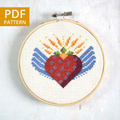 Patrón Punto Cruz Corazón con Alas (digital)