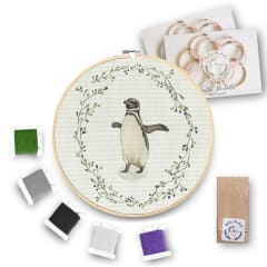 Mini kit para bordar Pingüino