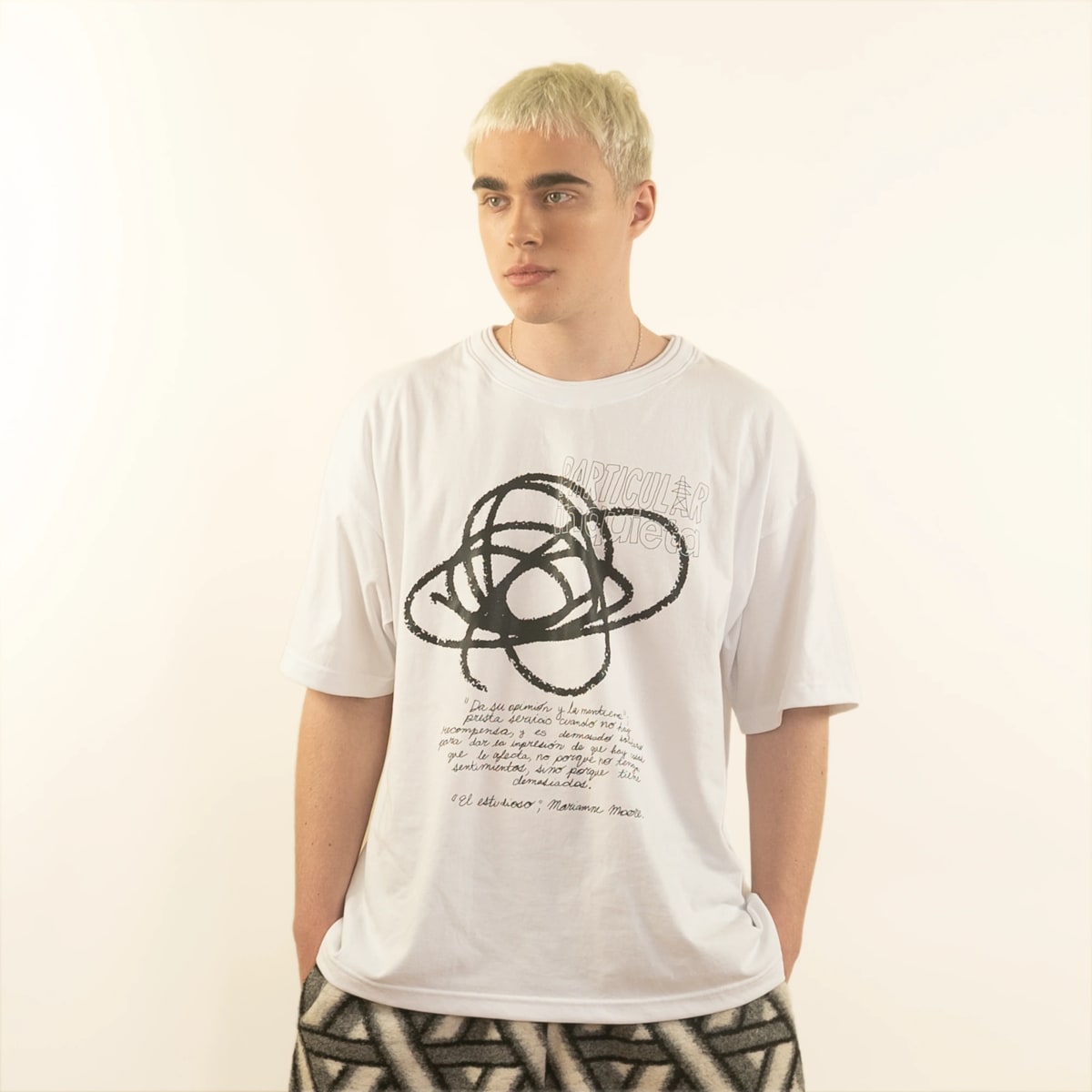 Polera Inquieta Particular M1