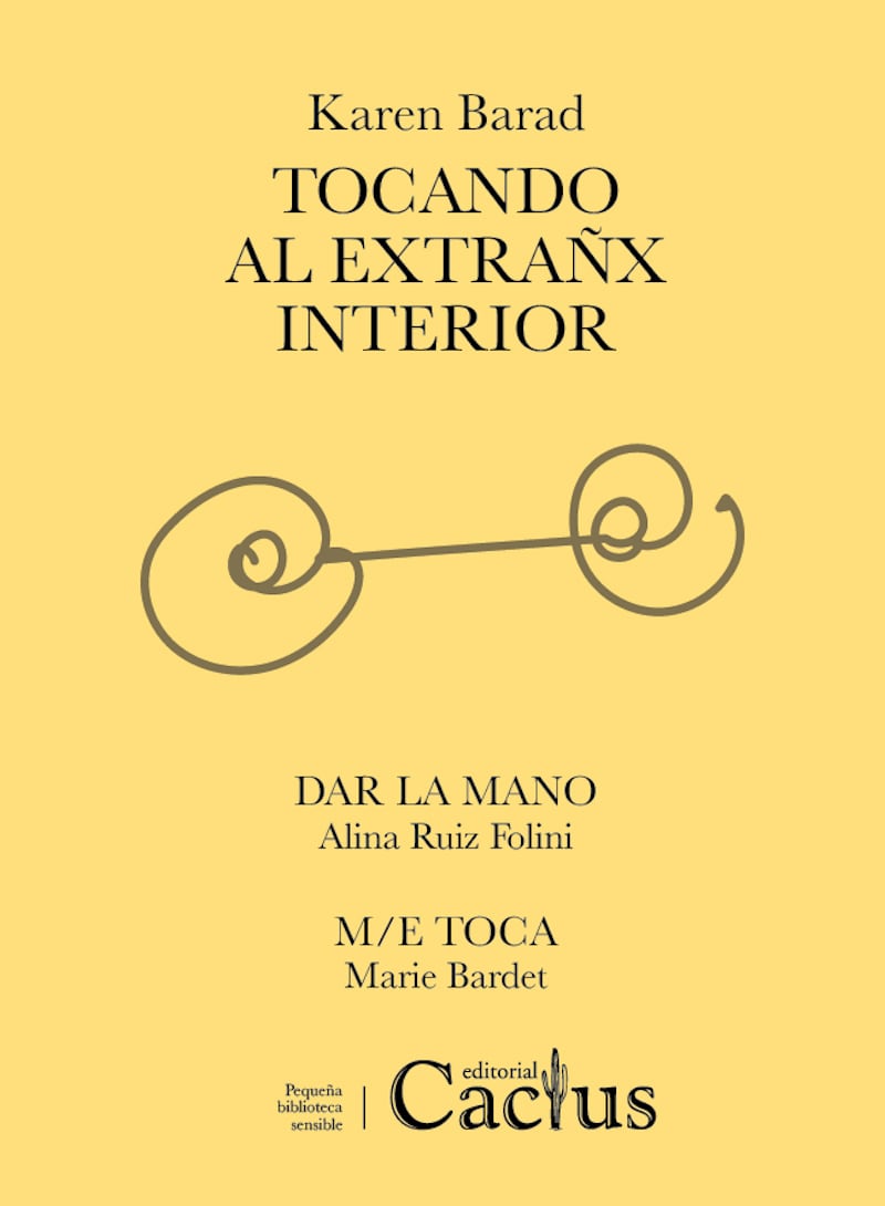 Tocando al extraño interior1