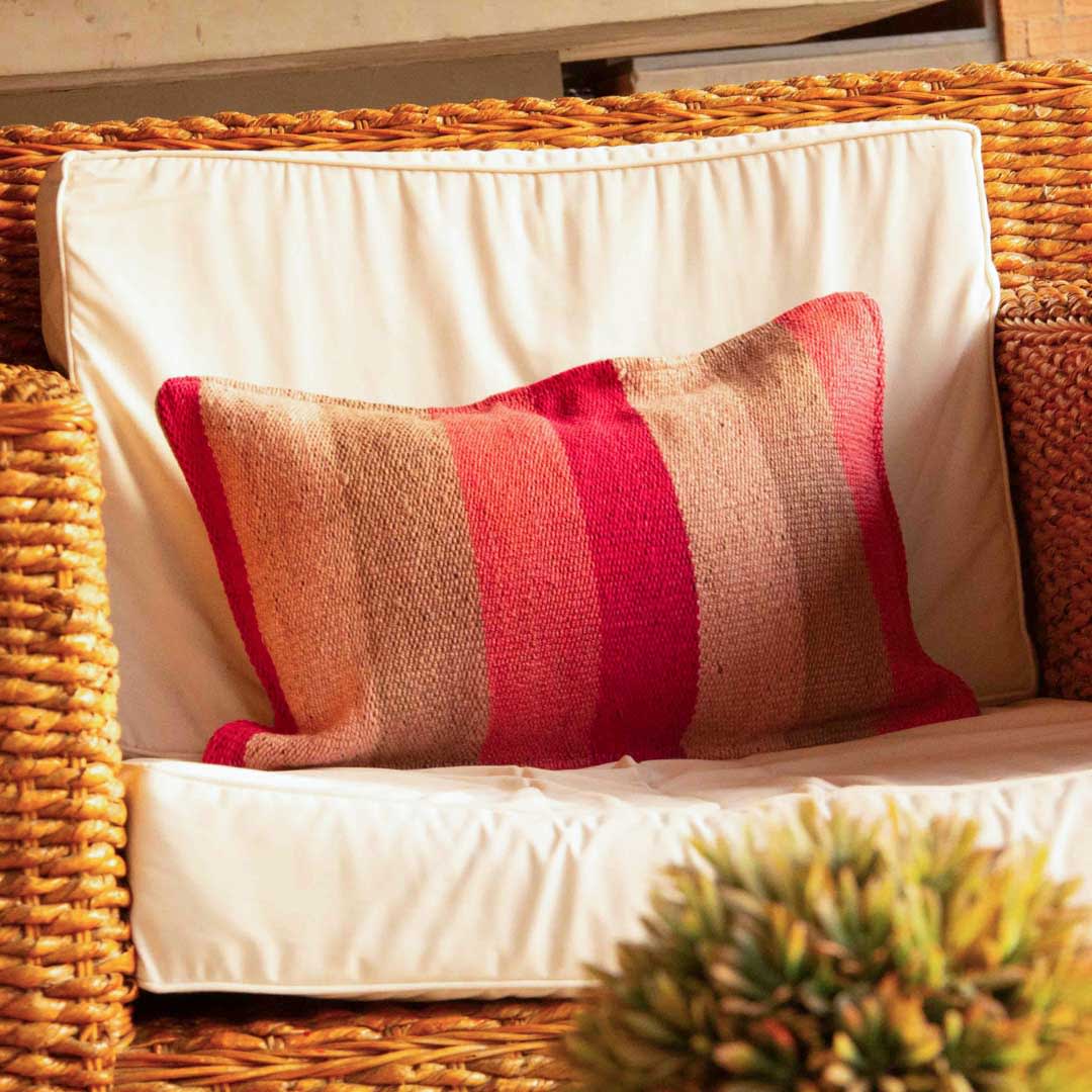 Cojín de Aguayo rectangular 011