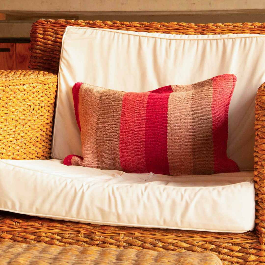 Cojín de Aguayo rectangular 012