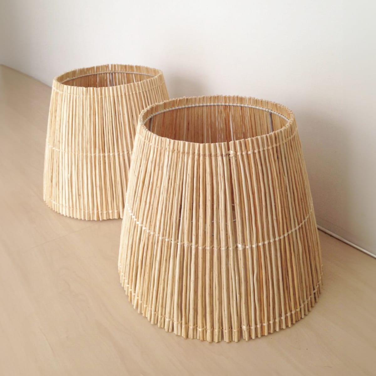 Pantalla varilla de mimbre natural1