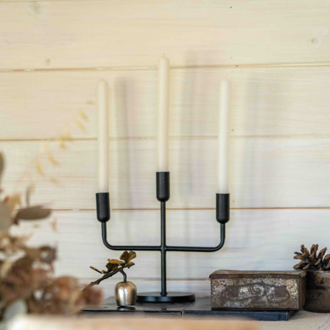Candelabro negro de 3 brazos3