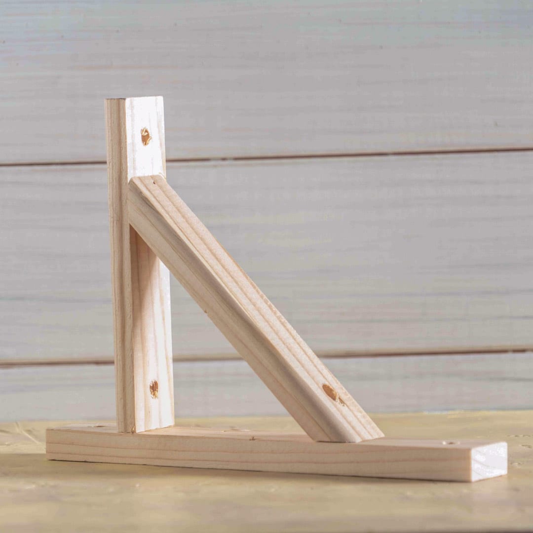 Escuadra de madera para colgar lámpara3