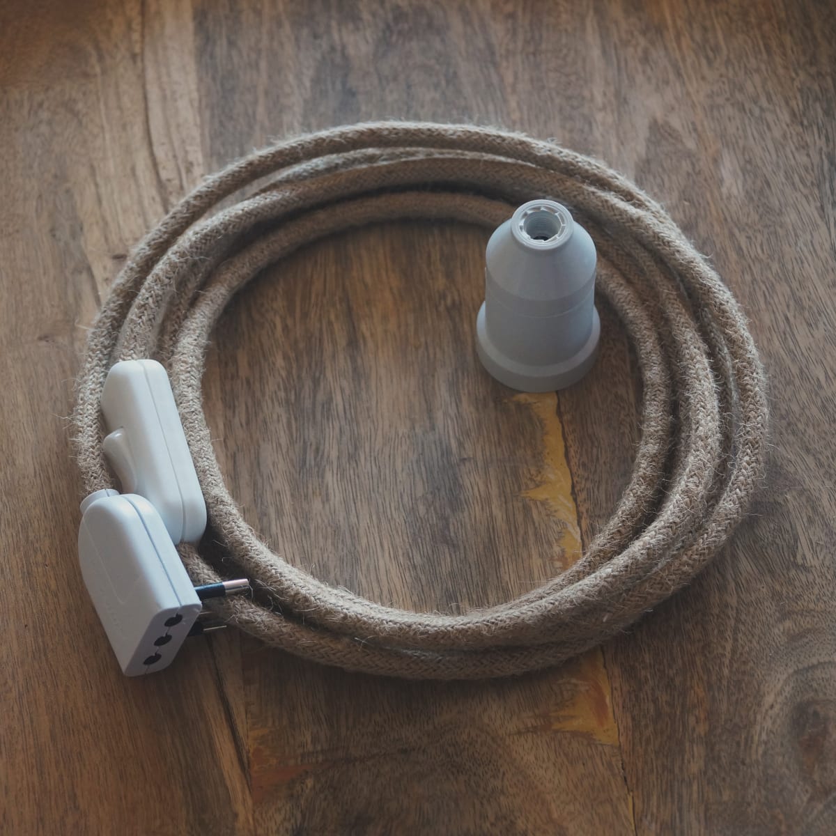 Conexión para Aplique con cable de yute1