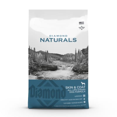 Diamond Naturals Skin & Coat All Life Stages Salmon alimento para perros1
