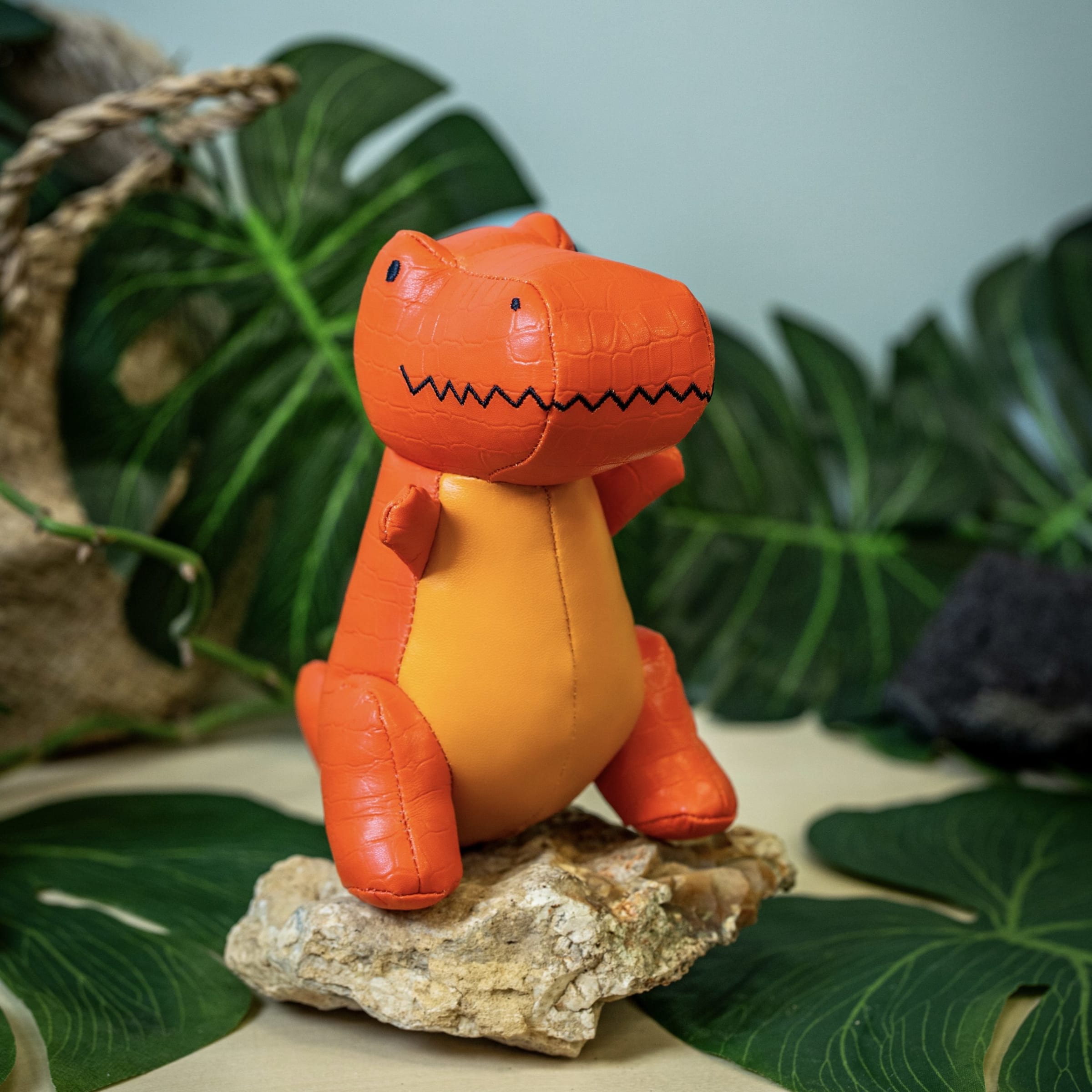 Dinosaurio - Little Big Friends