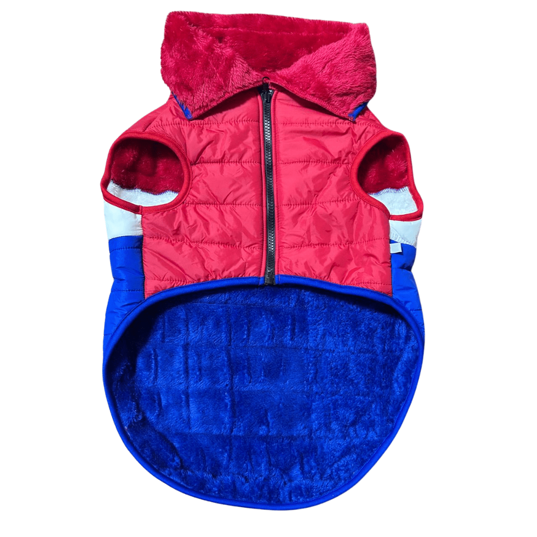 ROPA PO - CASACA CON CAPUCHA COLOR ROJA, BLANCA y AZUL TALLA 52