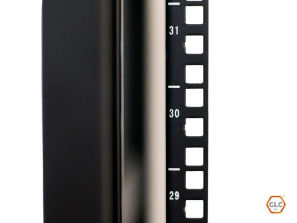 GABINETE DE PISO RACK 19'' PROF- 600 DE 40U PTA. CRISTAL DELANTERA DESARMADO3