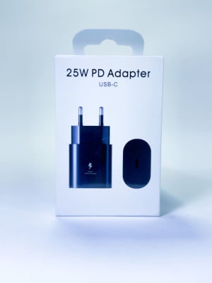 Adaptador de Carga Duratec 25w con entrada Tipo C1
