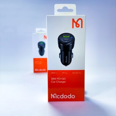 Adaptador de Auto McDodo CC?597 – Dual?Port 38?W (USB?C PD + USB?A QC3.0)