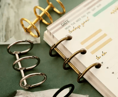 ACCESORIO PORTA HOJAS 3 ANILLAS 1