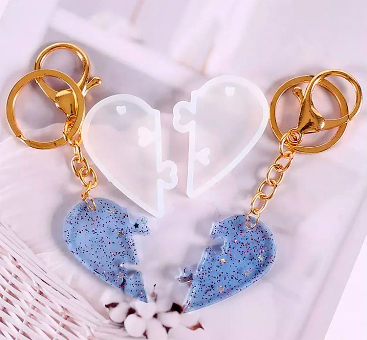 MOLDE DE SILICONA CORAZON PARTIDO5