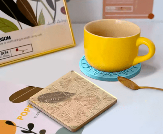 MOLDE DE SILICONA POSA VASO CUADRADO RODONDO  10.5CM2