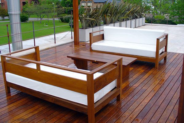 VARATHANE POLIURETANO EXTERIOR SEMI BRILLANTE4