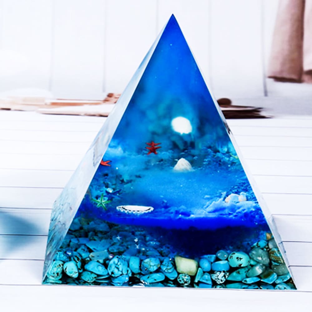 MOLDE DE SILICONA PIRAMIDE 5 CM2