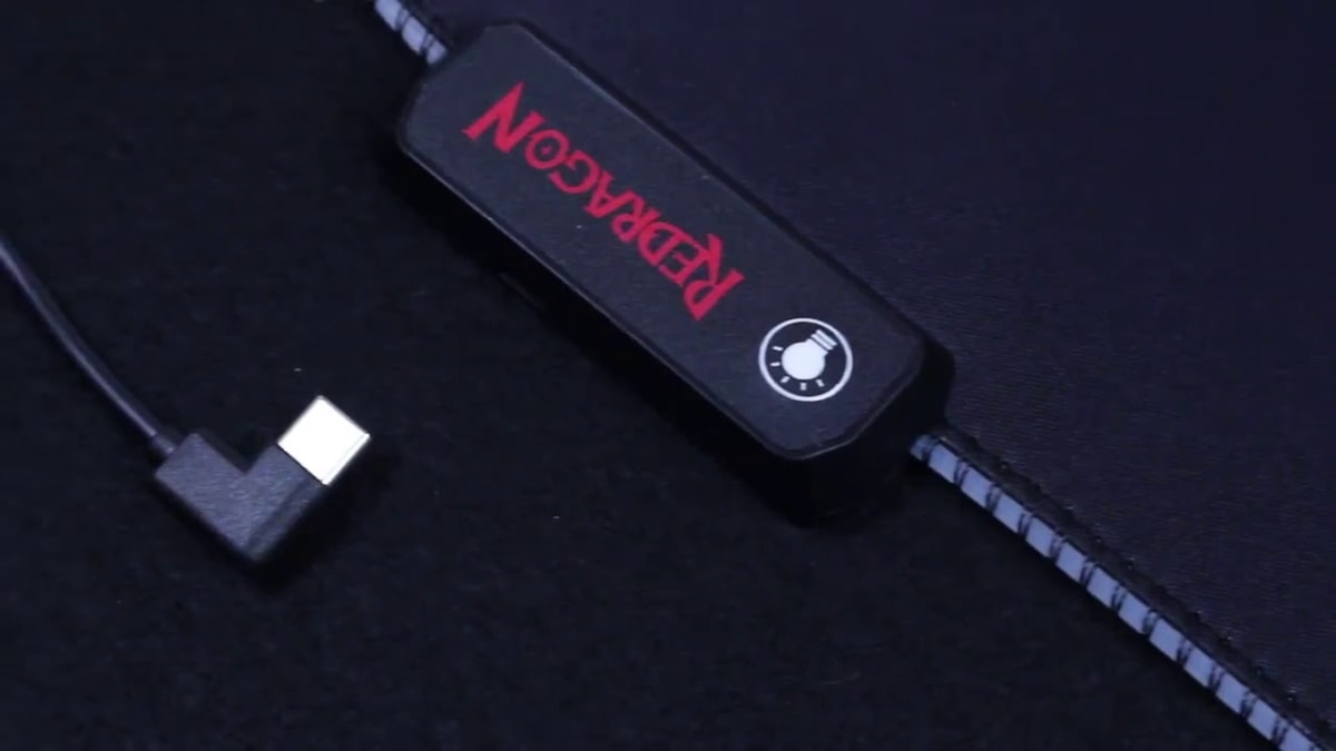 MOUSE PAD REDRAGON PLUTO RGB P026 38X26CM3