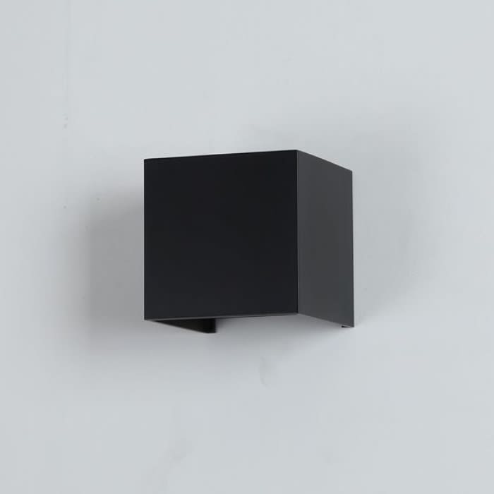 APLIQUE EXTERIOR METALICO CUADRADO 2X3W IP54 3000K2