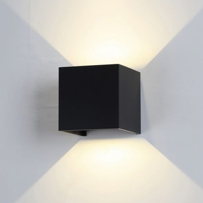 APLIQUE EXTERIOR METALICO CUADRADO 2X3W IP54 3000K1