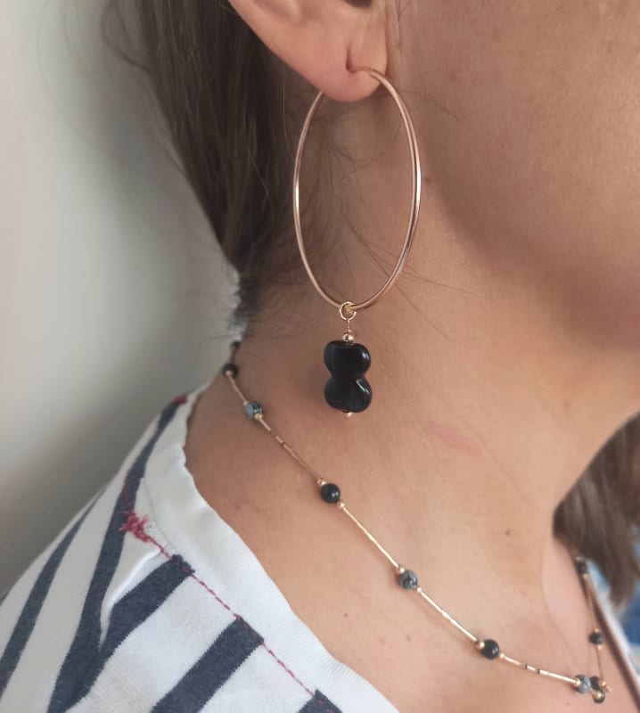 ARGOLLA CON PIEDRA NEGRA