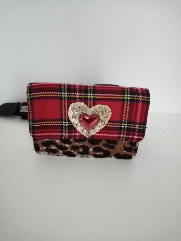 RIÑONERA BETSEY JOHNSON ESCOCESA