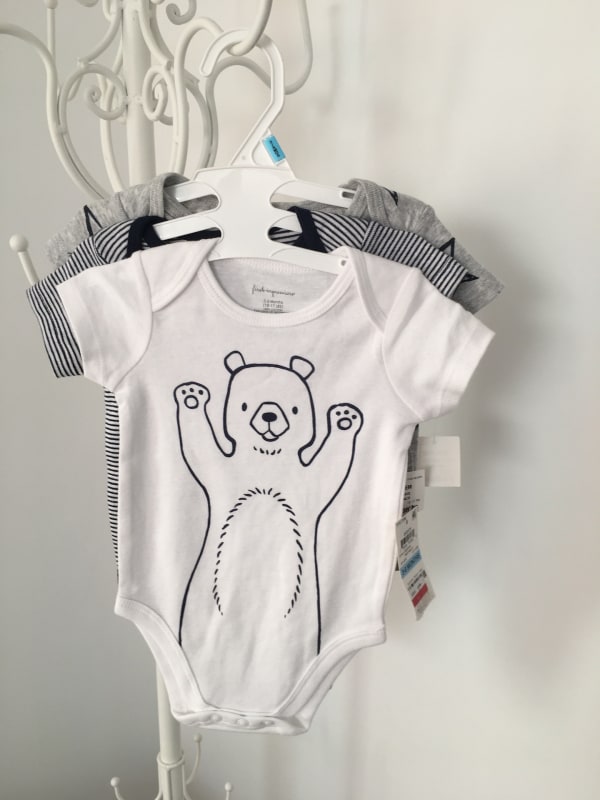 BODY BEBE FIRST IMPRESSIONS